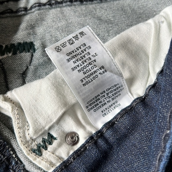 Band New Original Tags, True Religion Rocco Relaxed Skinny, Size 30 W - Picture 3 of 9